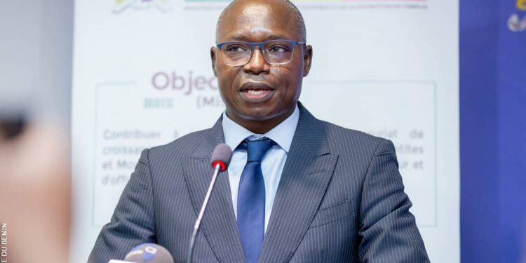 Paulin Akponan limogé : une chute précipitée par son immaturité politique ?