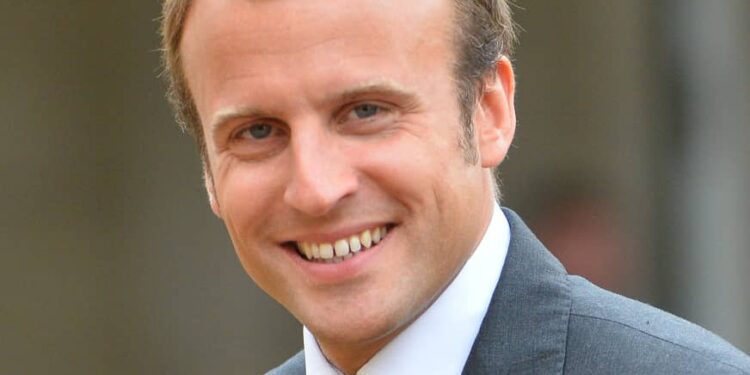 Macron à Londres : solidarité avec l’Ukraine, appel à l’unité franco-britannique