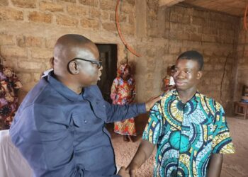 Rachidi Gbadamassi au domicile du 1er au Bac : hommage aux efforts d’un génie et de ses encadreurs