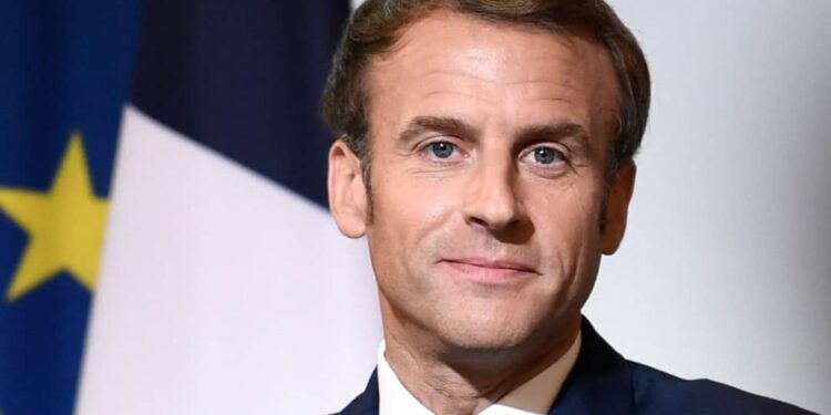 Crise France-Algérie : Macron hausse le ton