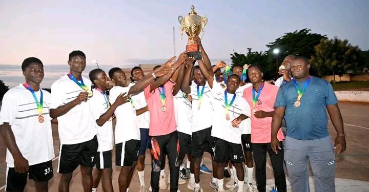 World Cola Juniors 2025 : Flowers et Espoir sacrés