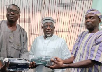 Patrimoine baatonu : Deeman Radio FM reçoit un appui technique de sa majesté Babadamagui