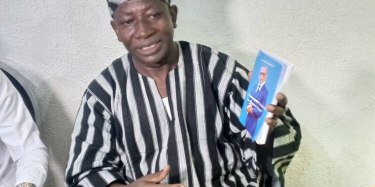 « L’incompris d’aujourd’hui, le héros de demain ? » : un ouvrage pour relire neuf ans de réformes au Bénin