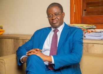 Nourénou ATCHADÉ : l’étoffe d’un homme d’État au service du peuple béninois