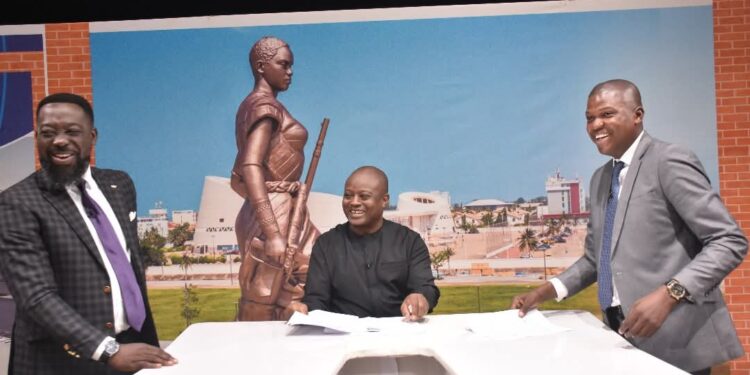 « Le bout du tunnel » : Malick Gomina lance le slogan de la majorité pour 2026