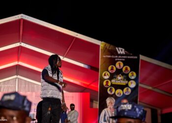 Concert « Our Choice » : Fan club Waro 26 réussit le pari de la mobilisation populaire