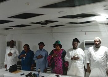 Crise ou calcul ? Ce que cache vraiment la démission des six députés des Démocrates