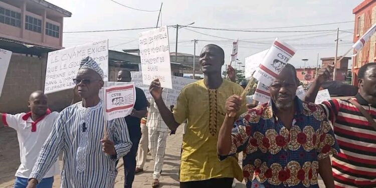 Conditions de vie des travailleurs Béninois : ” Trop, c’est trop ! ” La Cstb appelle à la mobilisation générale