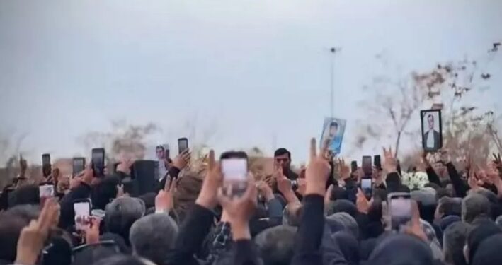 Iran : arrestations lors d’une cérémonie d’hommage