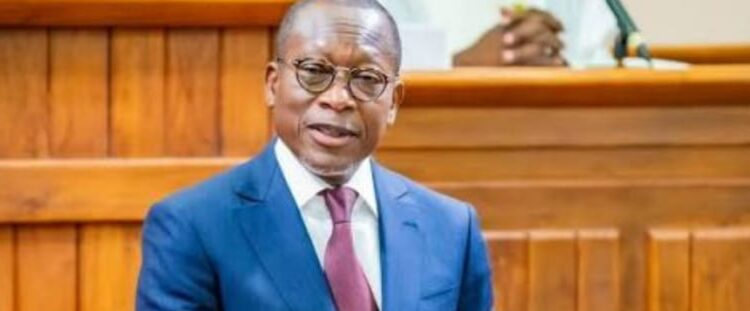 Ultime message à l’Assemblée : quel ton pour Patrice Talon ?