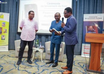 Financer l’Afrique autrement : Magloire Dochamou séduit le public et Sidikou Karimou s’illustre lors de la vente à l’américaine