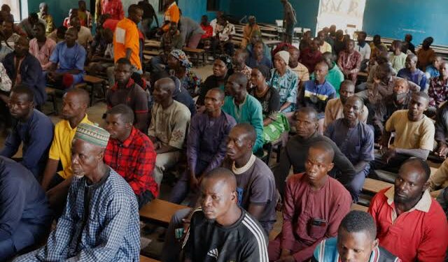 Nigeria : Libération des 100 élèves enlevés