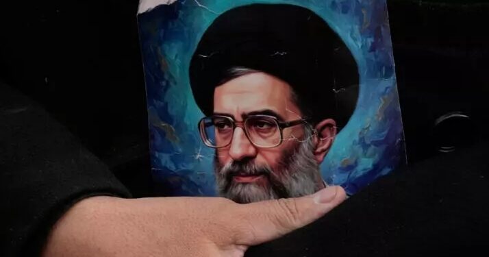 Crise en Iran : Téhéran se dit maître de la situation et menace de riposter