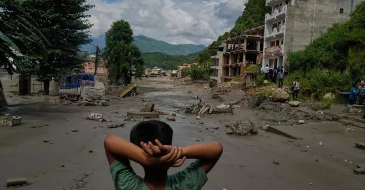 Népal-Tibet : une crue meurtrière