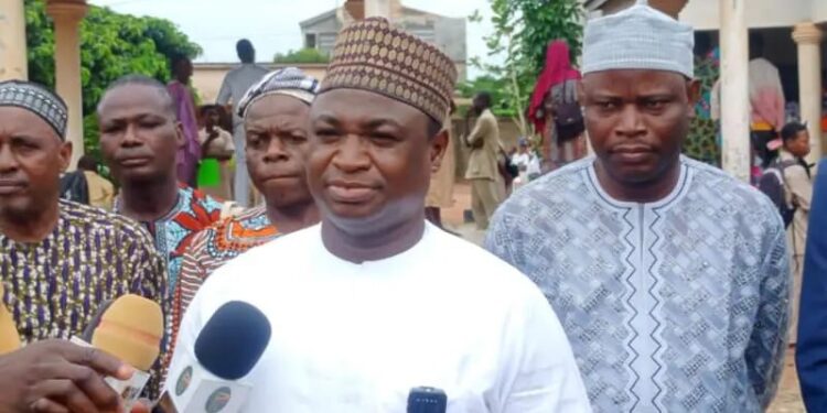 Borgou : Gbenou et Abdoul-Chakour Naro Assouma lancent la rentrée à Kalalé